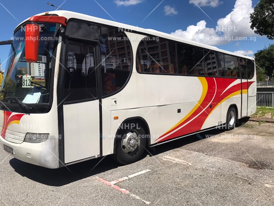 YuTong 55 seats 2 doors bus, 2017, Shanghai, China - Used 
